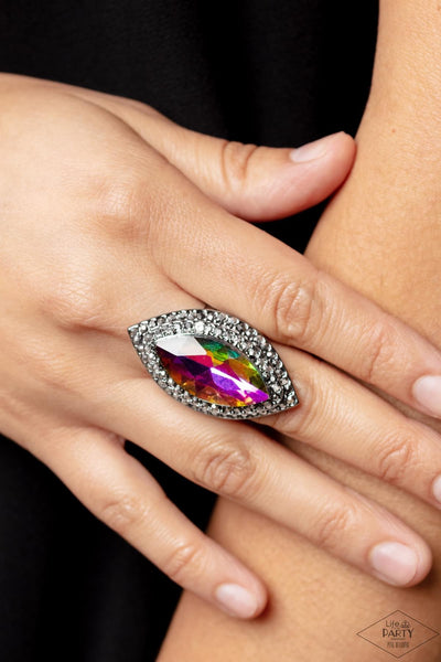 Paparazzi-Jaw-Dropping Dazzle - Multi Oil Spill Ring