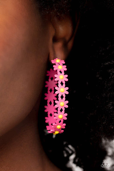 Paparazzi-Daisy Disposition - Pink Earring